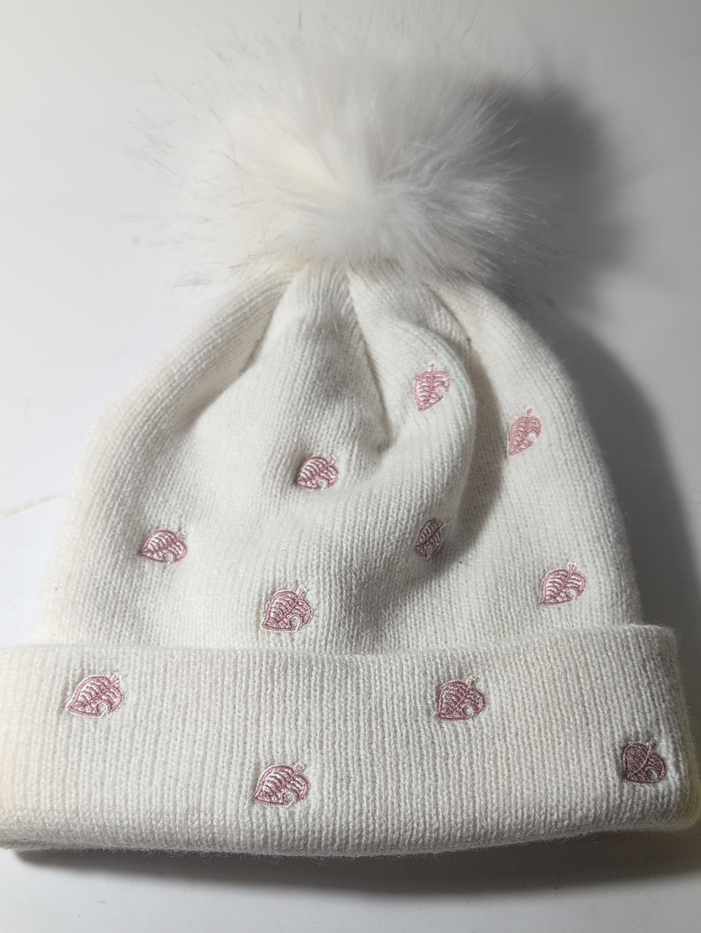 Animal Crossing New Horizons White And Pink Winter Beanie